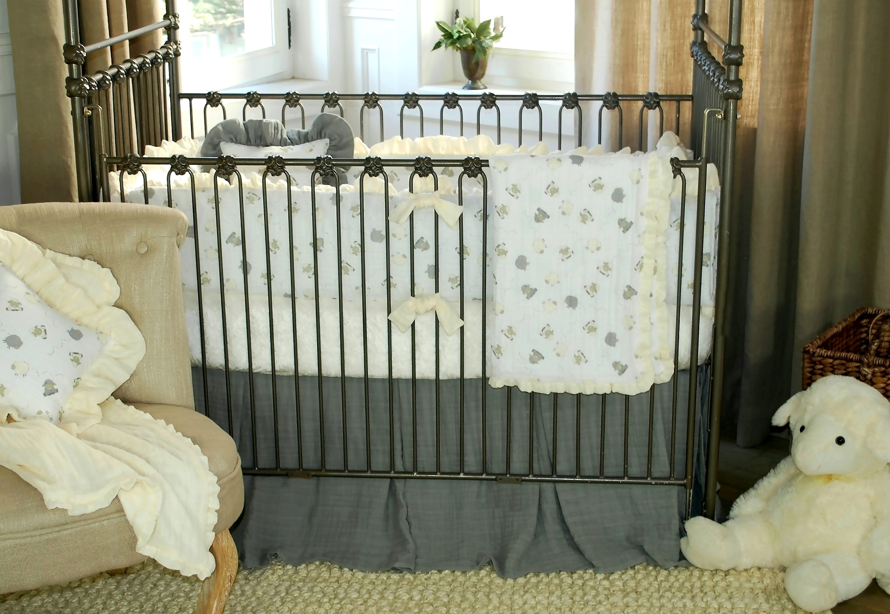 Blueberrie Kids Lambie Tales 4 Piece Crib Bedding Set Blueberrie Kids Lambie Tales 4 Piece Crib Bedding Set
