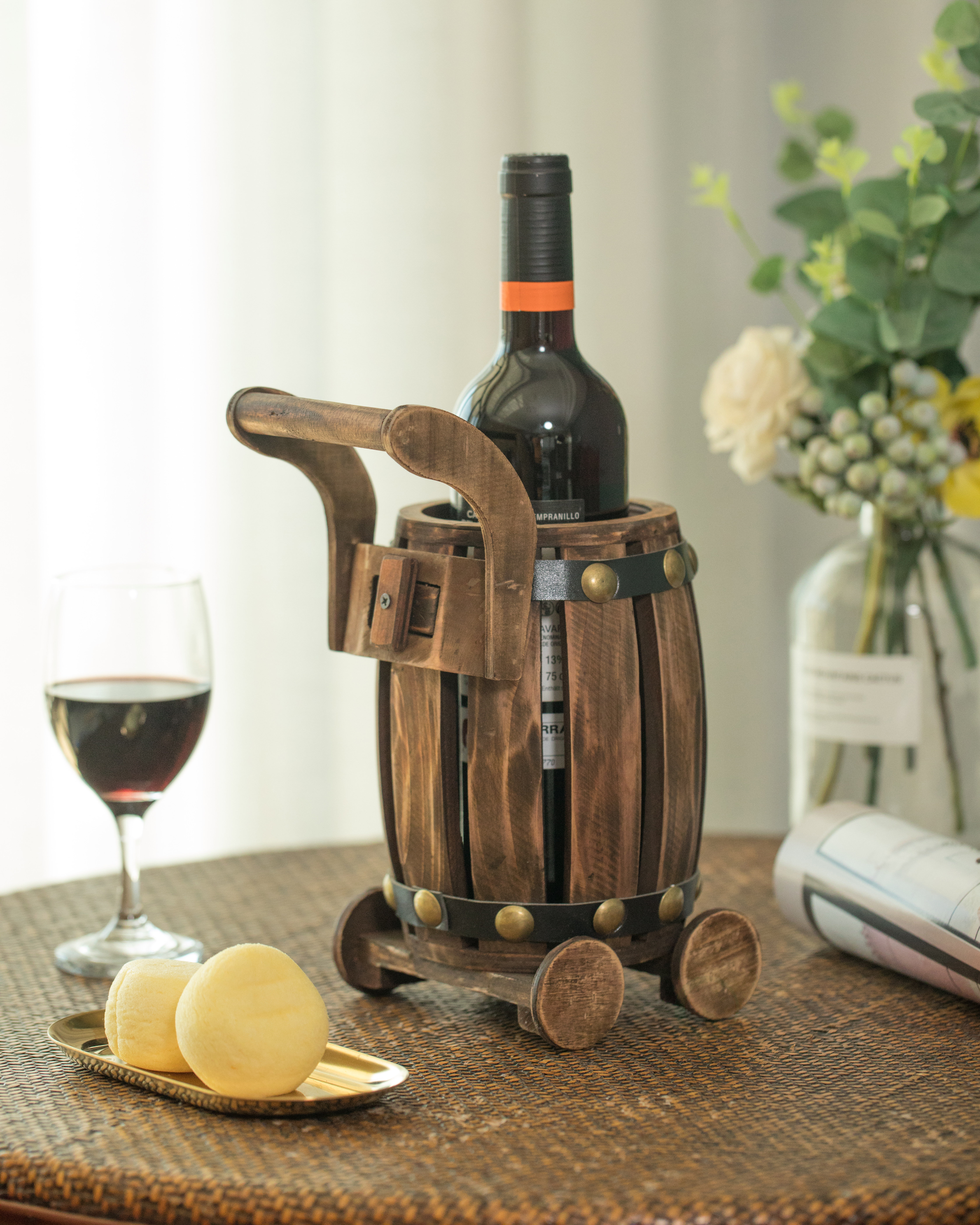 Metal Wine Holder Bottle Stand Kitchen Table Décor Hand Crafted Vase Holder