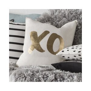 Carnell XO Cotton Throw Pillow Cover