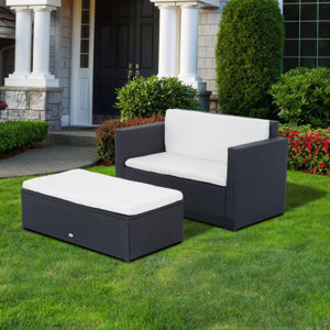 Sofa mit Kissen von Hazelwood Home