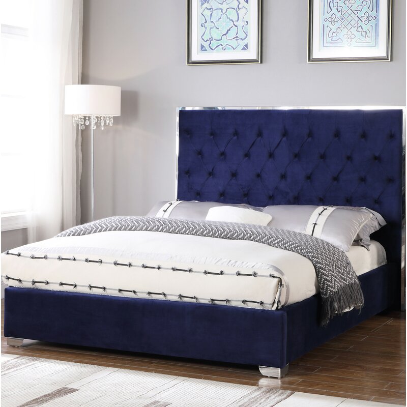 Everly Quinn Hungerford Upholstered Platform Bed & Reviews | Wayfair