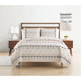 Trent Cream Taupe Aztec Southwestern Country King 3-Piece Bedding Set 