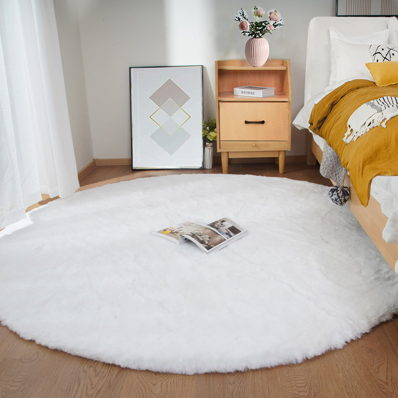 White Faux Rabbit Fur Rug Luxury Soft Faux Fur Novelty Rug Carpet For Bedroom Living Room Rug Size: Round 6'