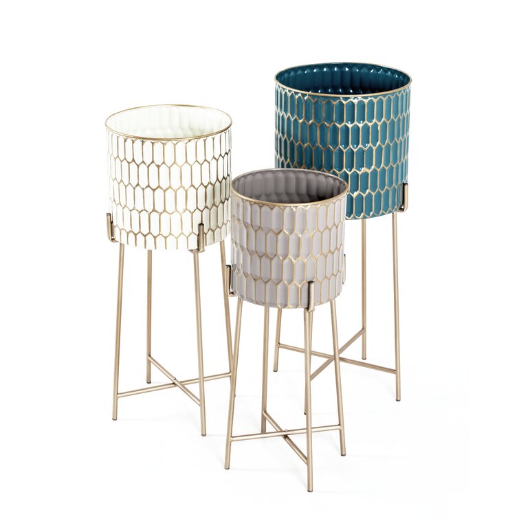 World Menagerie Chugwater 3 Piece Nest of Tables & Reviews | Wayfair.co.uk