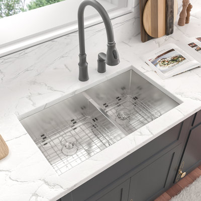 19" w undermount kitchen sinks 60/40 double bowl stainless steel under counter sink with bottom grids and basket strainers