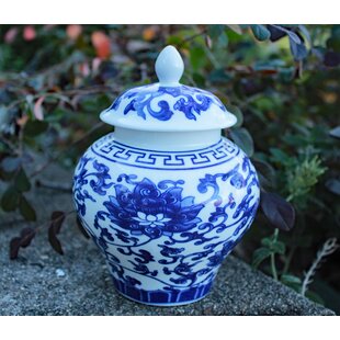 Chinese old porcelain Pastel peacock Patterns lid jar Storage pot 