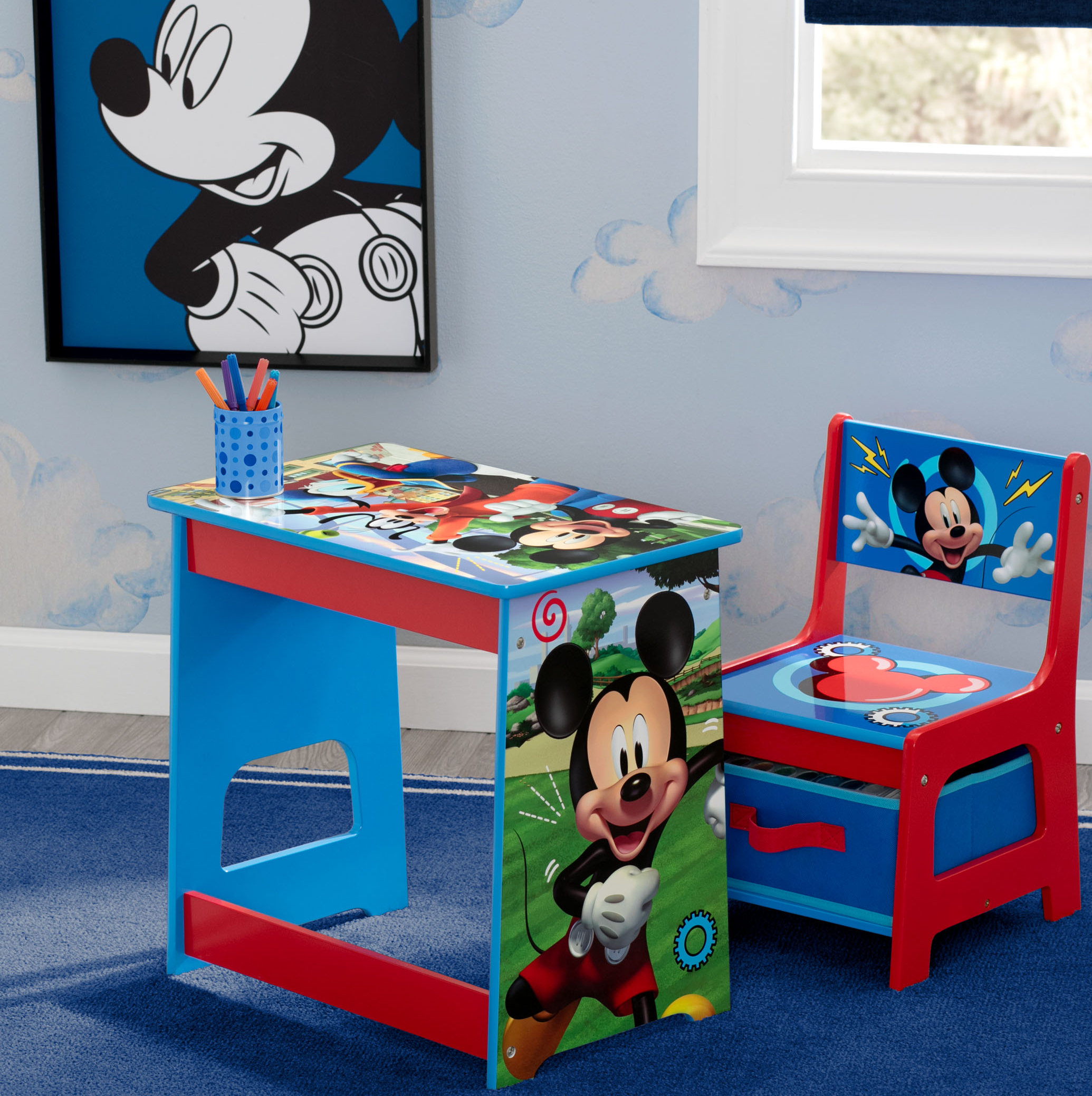 mickey mouse activity table