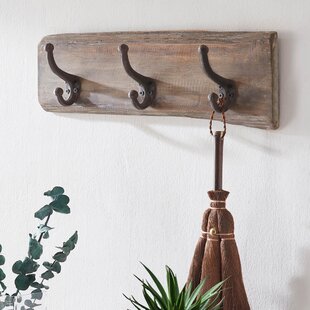 Small 50 plaque hooks for hanging your castings 