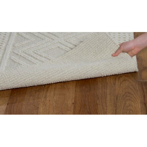 Dakota Fields Connellsville Geometric Handmade Tufted Area Rug in Ivory ...