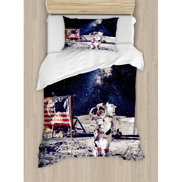 East Urban Home Galaxy American Astronaut With Usa Flag On Moon
