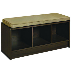 Sitzbank Wayside aus Holz mit Stauraum von Close..