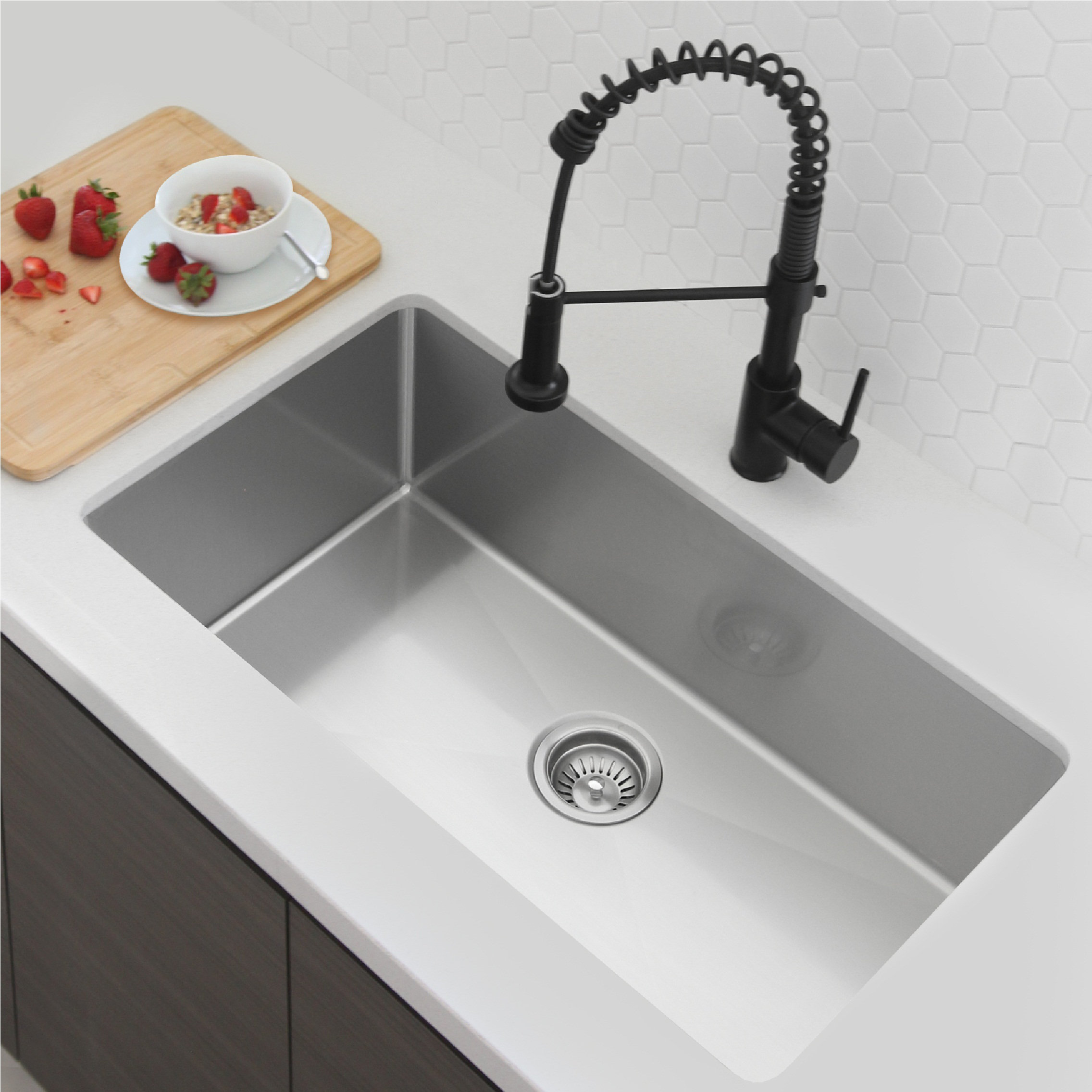 V sink. Каменная мойка Franke. Раковина Franke для кухни. Мойка Franke MRG 610-58, белый. Franke Fragranite белый.