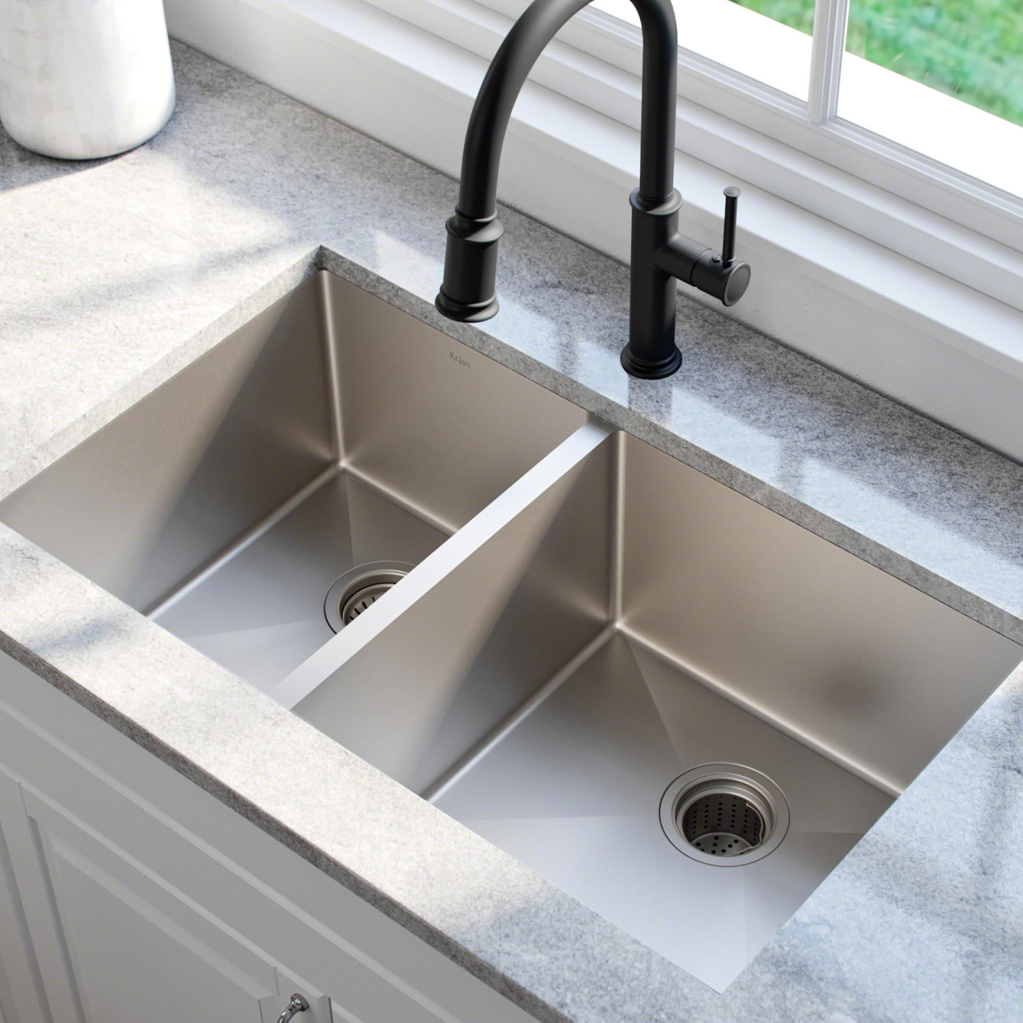 KHU104 33 Kraus 33 L X 19 W Double Basin Undermount Kitchen Sink