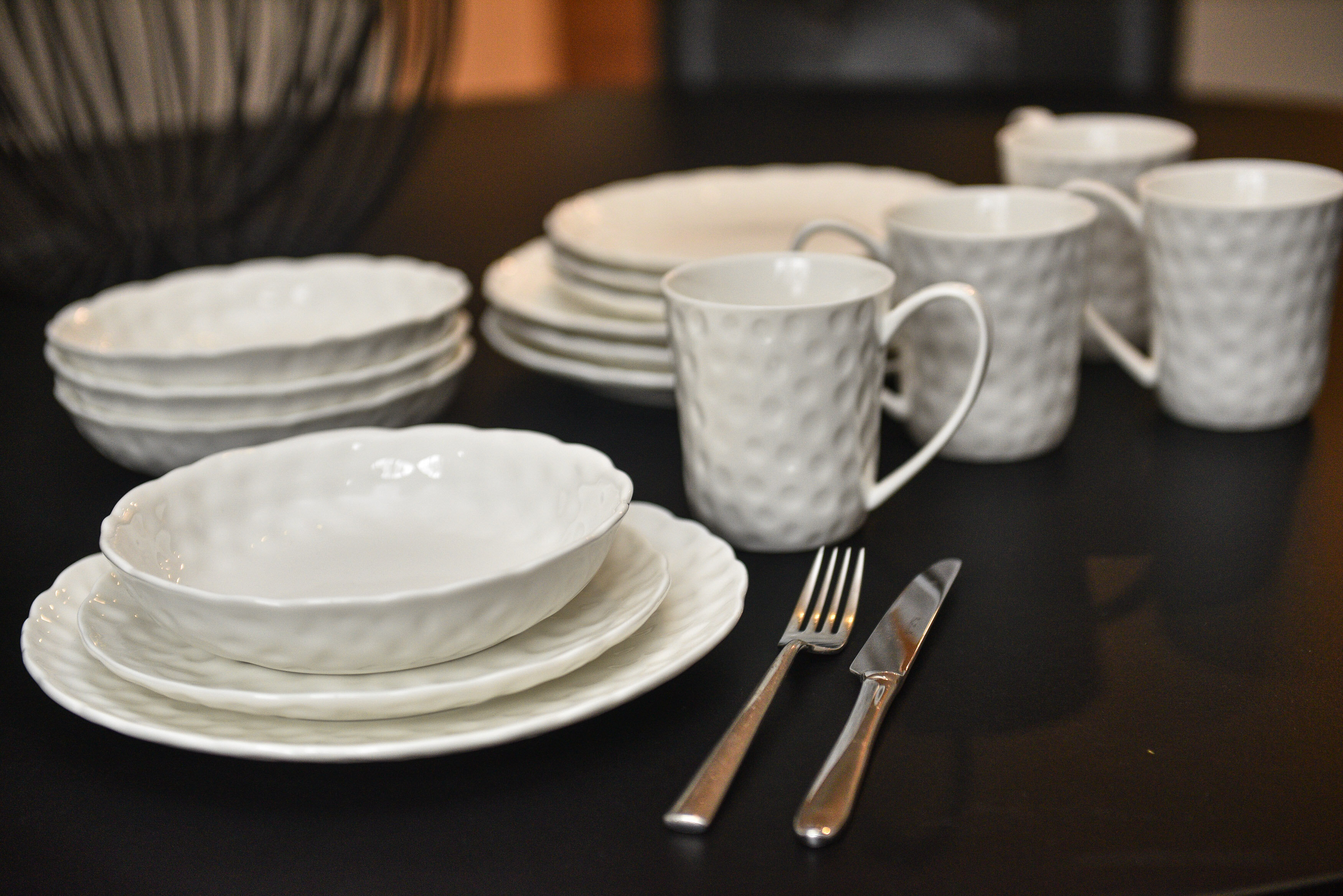 4 piece dish set