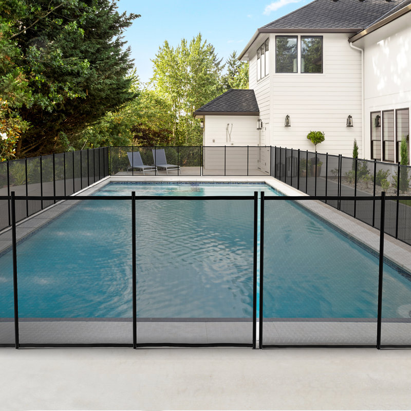 Mesh Fencing Size: 4 ft. H x 47 ft. W