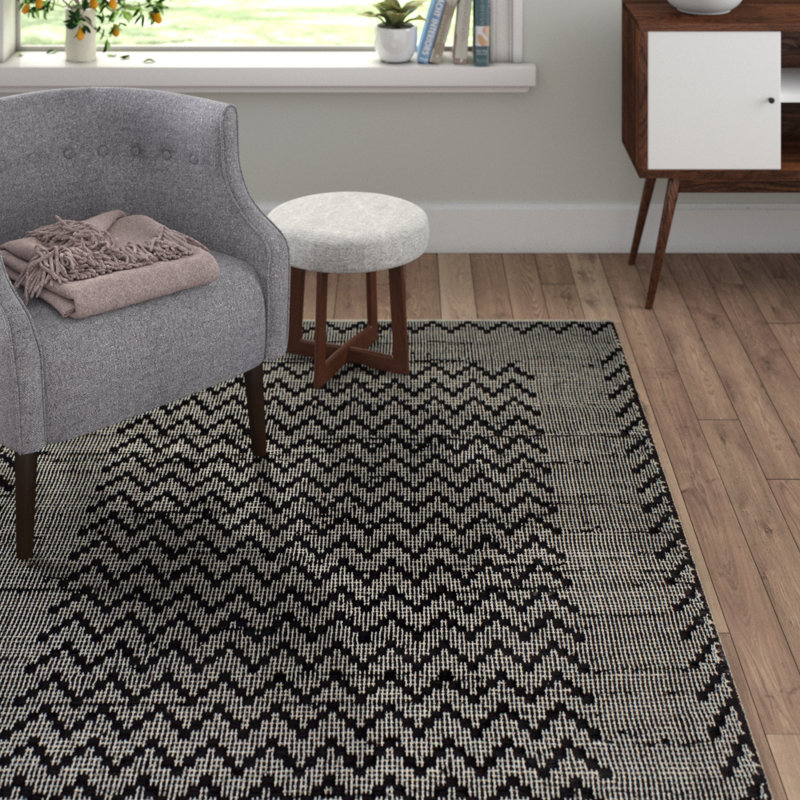 World Menagerie Arlington Allure Handwoven Cotton Black/Cream Outdoor