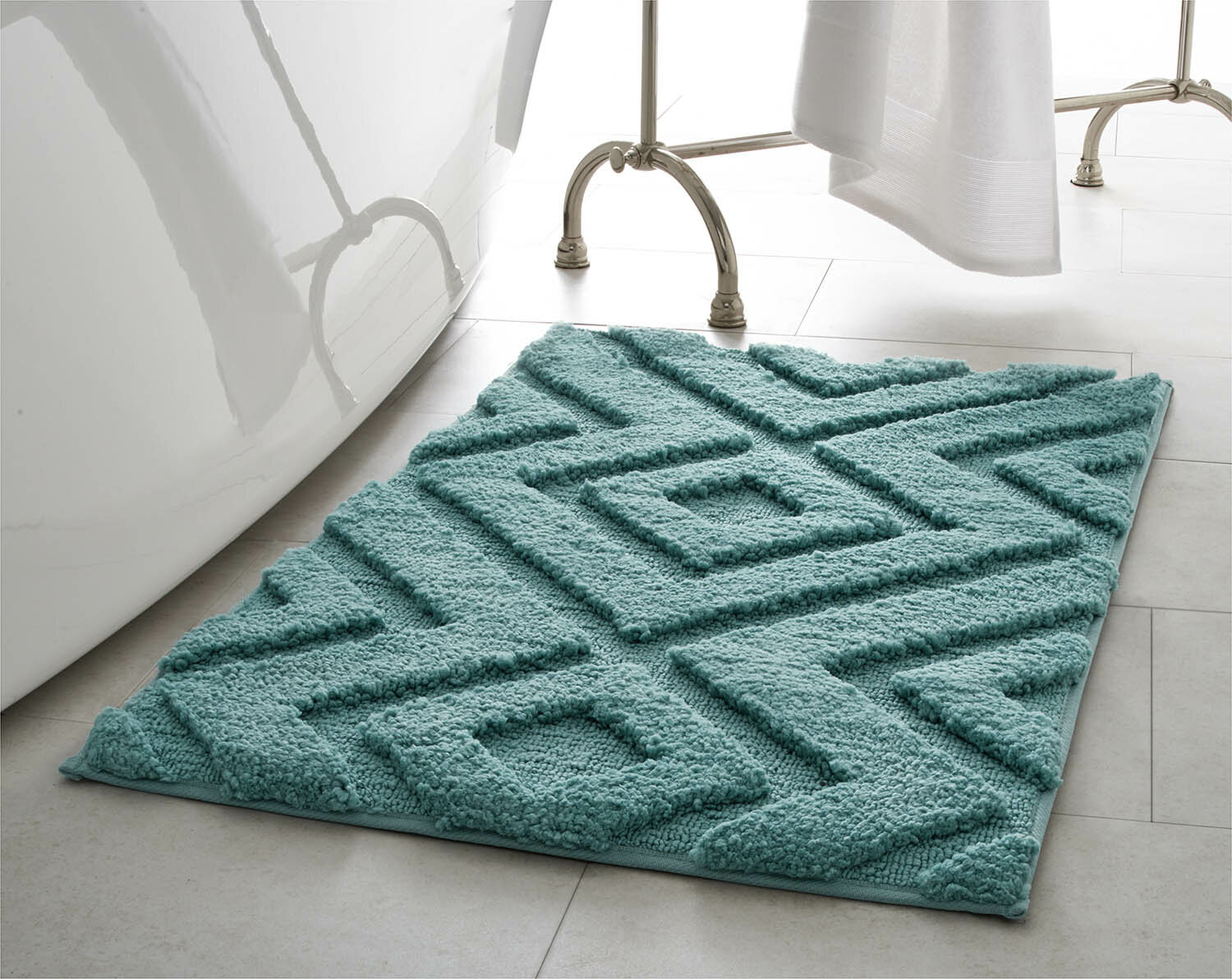 plush bath mat