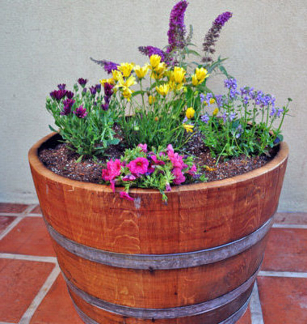 MGP Lacquer Finished Half Wine Barrel Planter, 26