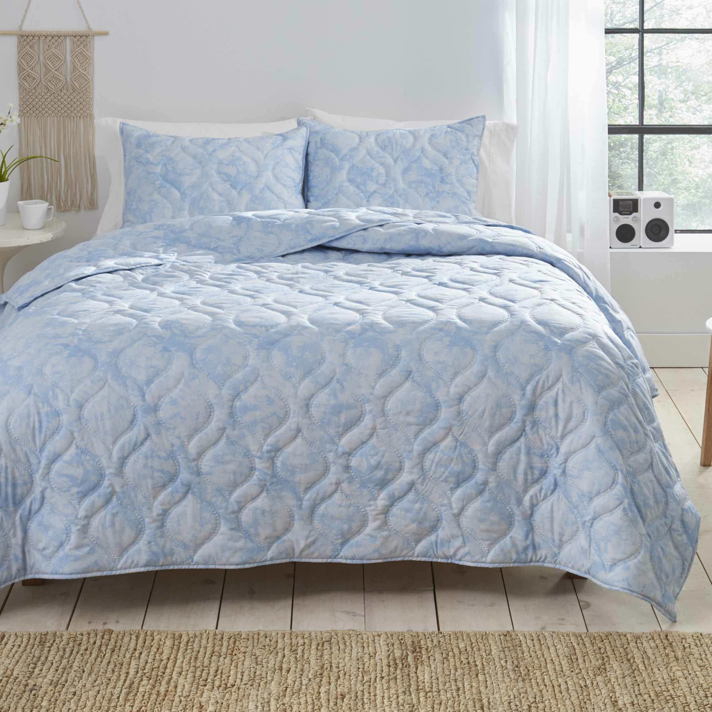 Ivory Ella Dana Blue Quilt Set Twin Wayfair