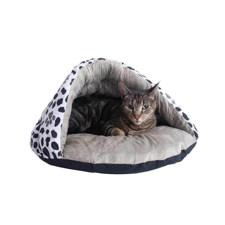 cat shaped cat bed