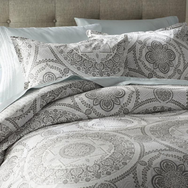 Mercury Row Apollo Medallion 150 Thread Count 100 Cotton Apollo Medallion 150 Thread Count 100 Cotton Reversible Duvet Set