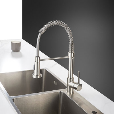 Pull Down Single Handle Kitchen Faucet with Accessories INCOMPLETE 