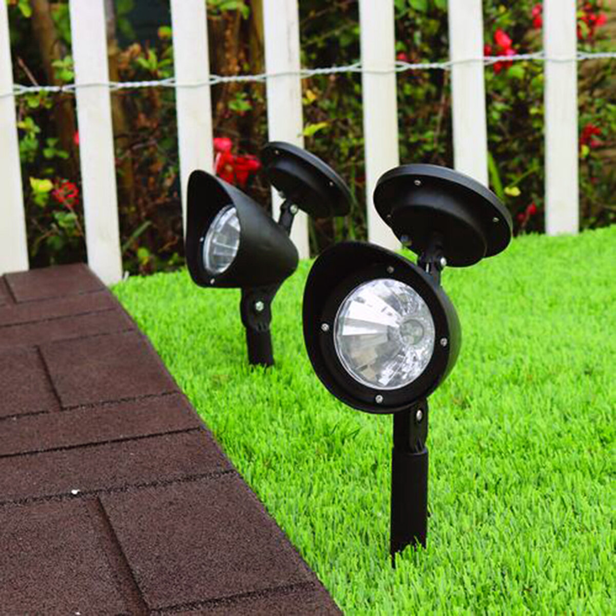 lightsmax solar powered light