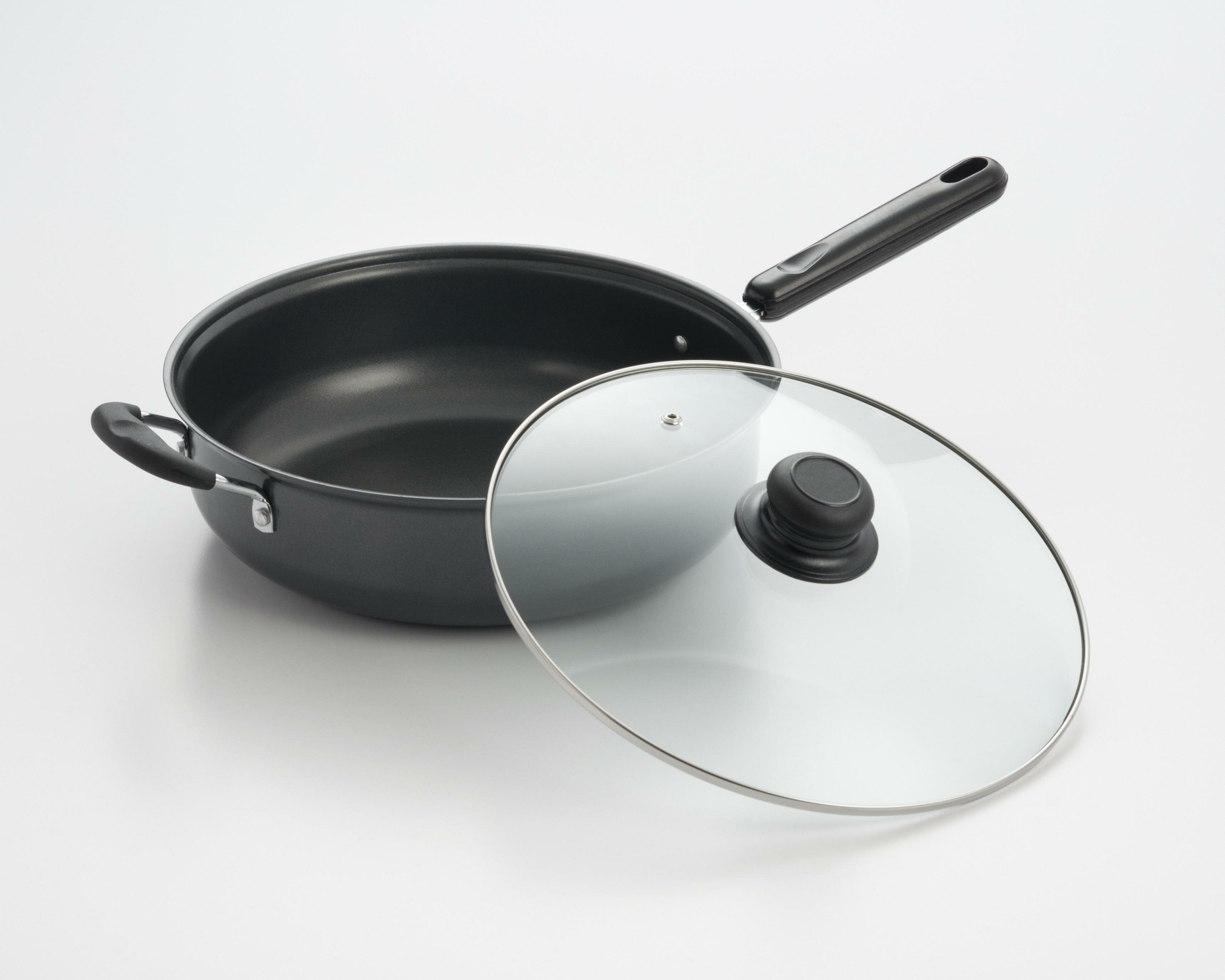 large non stick saute pan with lid