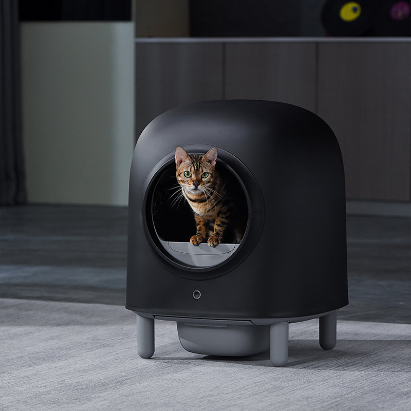 Self Cleaning Cat Litter Box, App Control, Safety Protection, Automatic Smart Robot Litter Box For Multiple Cats, With Garbage Bags&Plastic Air Filter, Black& White Color: Black