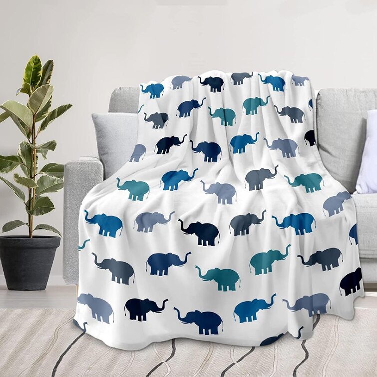 Extra Soft Reversible Flannels Throw Blanket Cute Little Pig Lightweight Cozy Warm Sofa Blanket for Couch Sofa Bed Living Room 