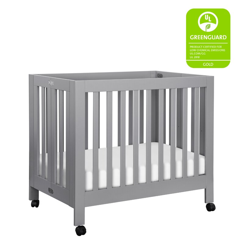 small crib for newborn