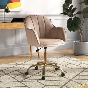 egg desk chair with wheels