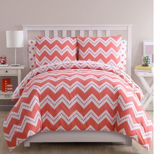 Amandsberg Comforter Set