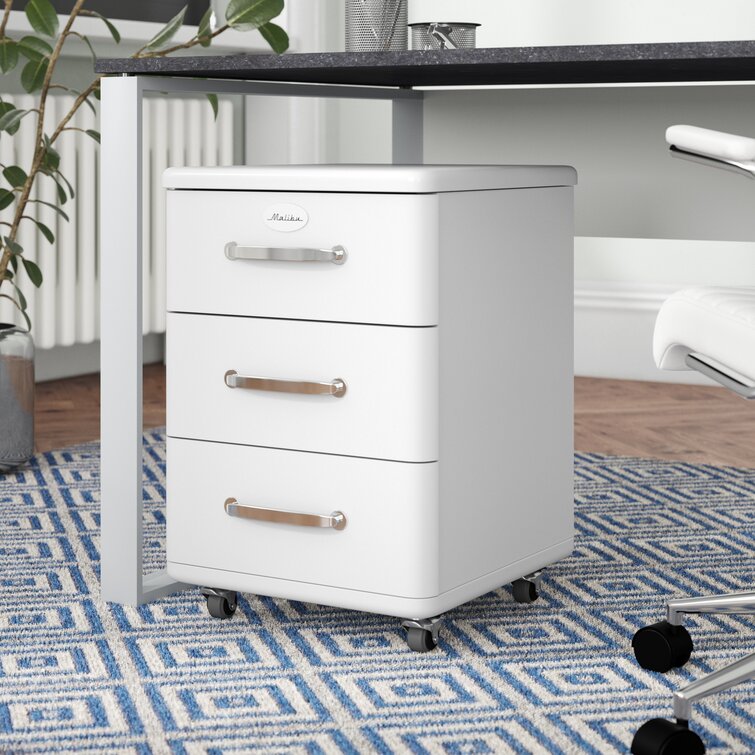 malibu 3 drawer desk