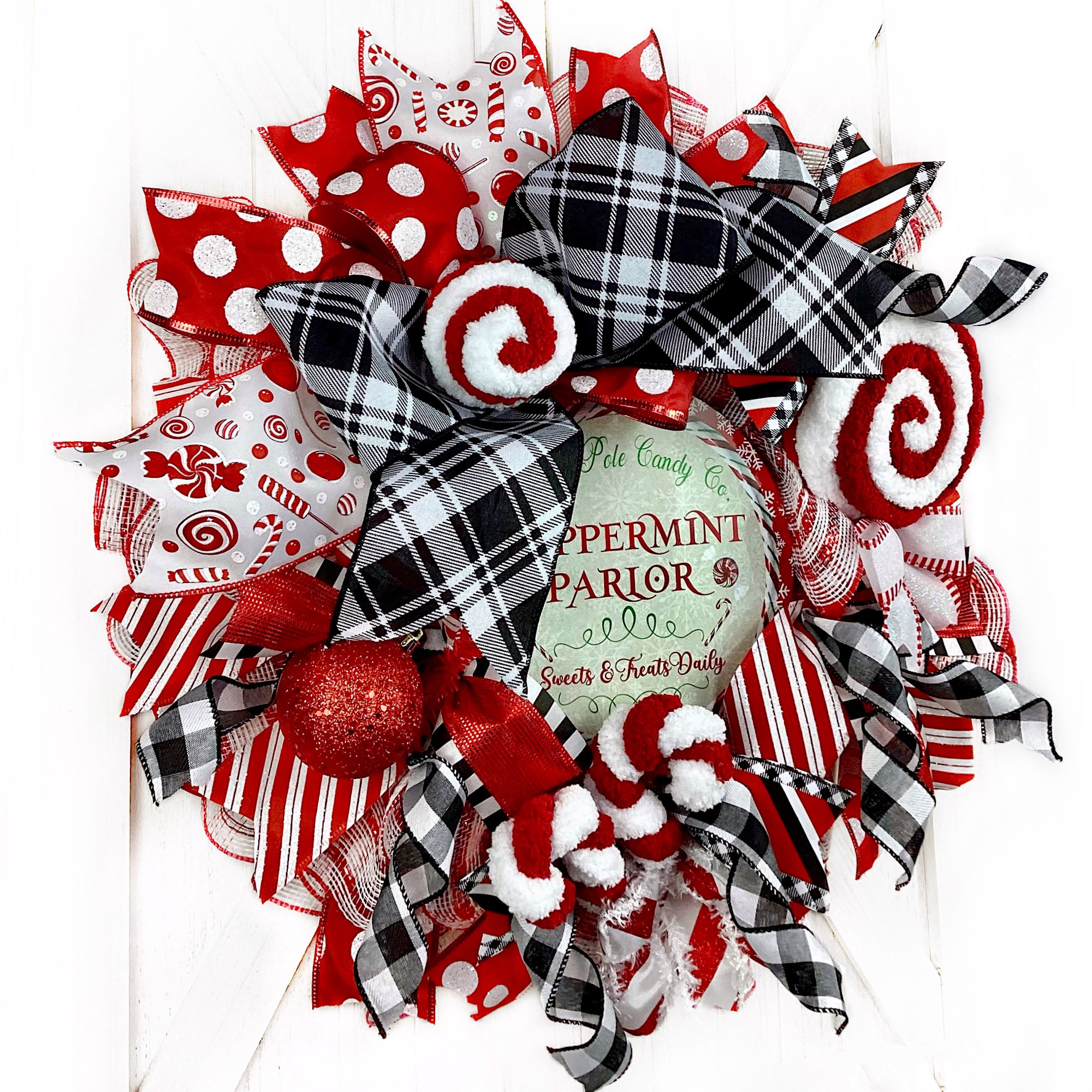 The Holiday Aisle® Peppermint Parlor 20