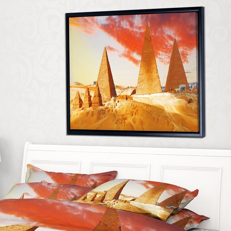 'Great Pyramids at Giza' Framed Photographic Print on Canvas' - Egyptian Wall Decorations