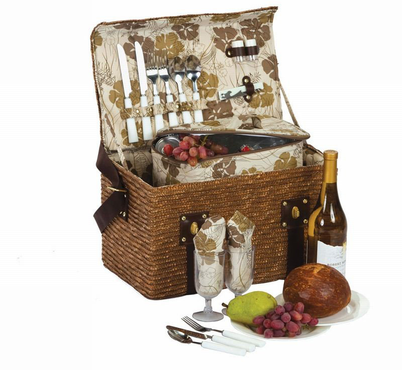 Picnic basket with insulated cooler Clearance