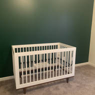 putting a crib together