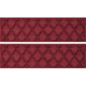 Aqua Gretchen Red/Black Argyle Stair Tread (Set of 4)