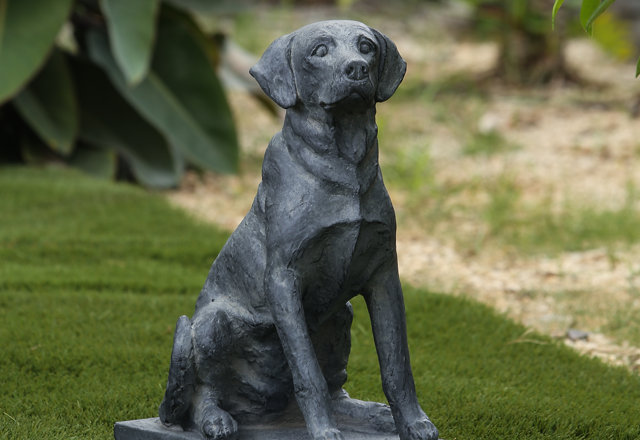 Garden Statues for Animal Lovers