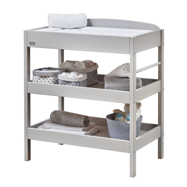 clara changing table
