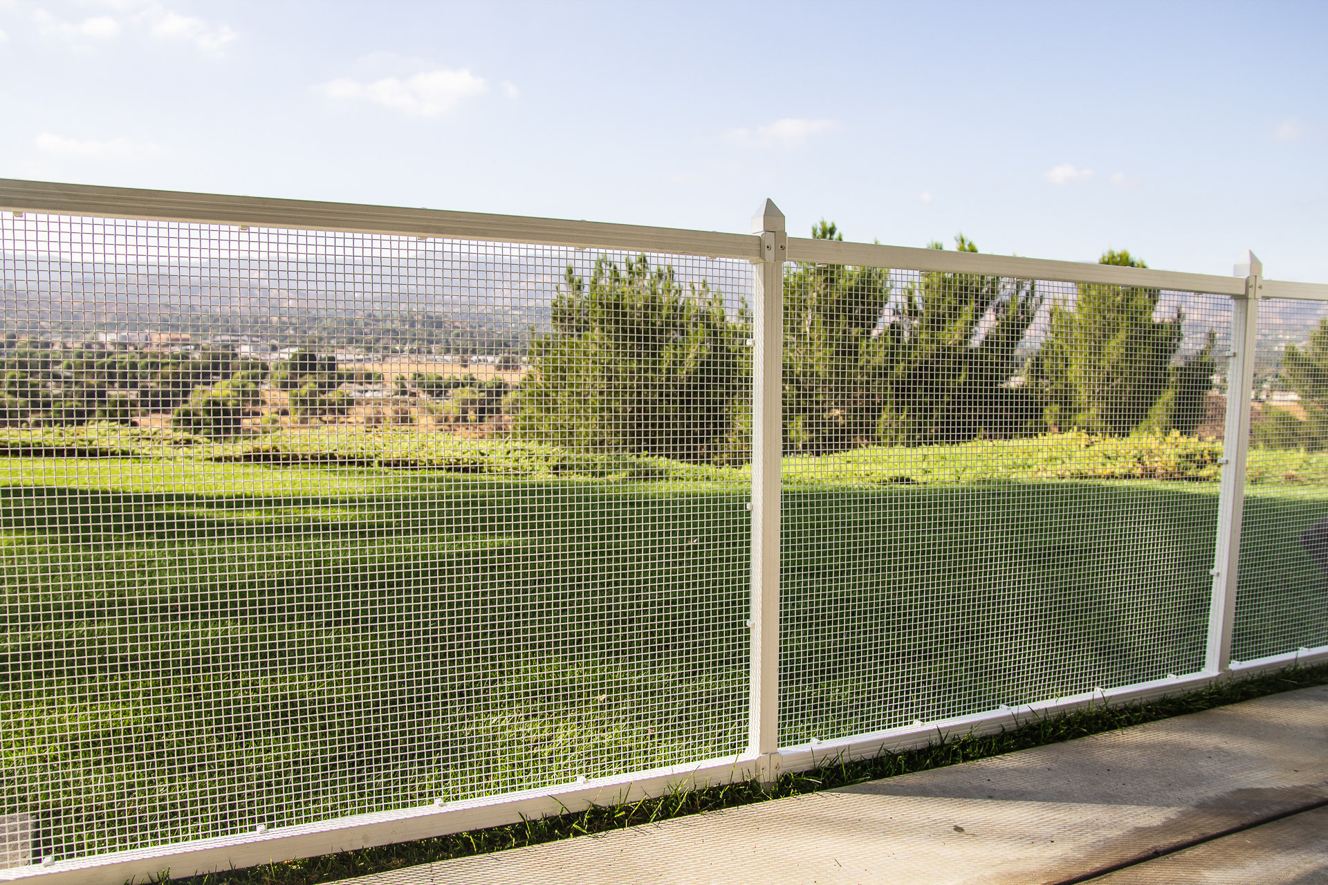 Wire Mesh Fence Kit with Gate Insert 
