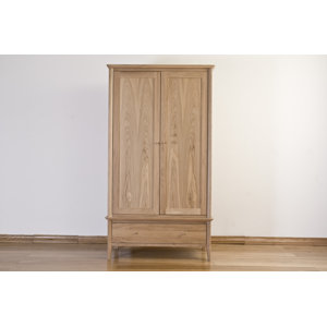 Kleiderschrank von Homestead Living