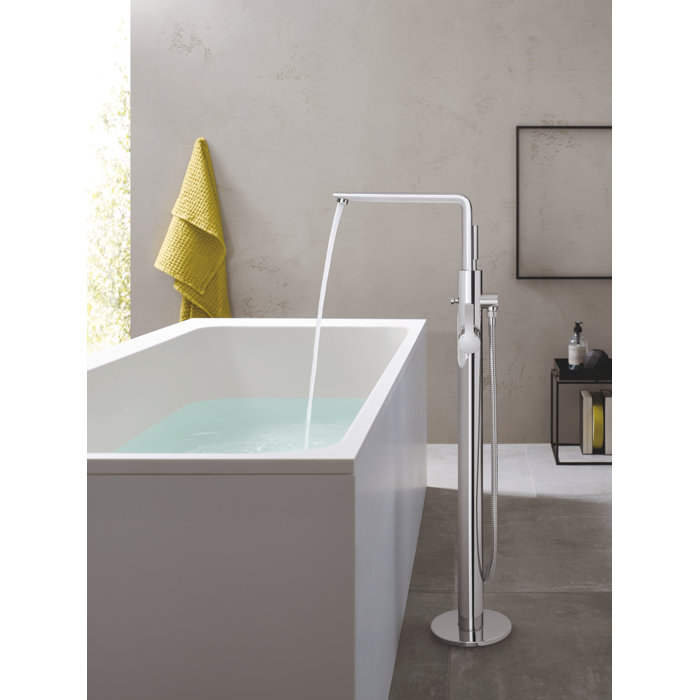 Lineare Single Handle Floor Mounted Freestanding Tub Filler