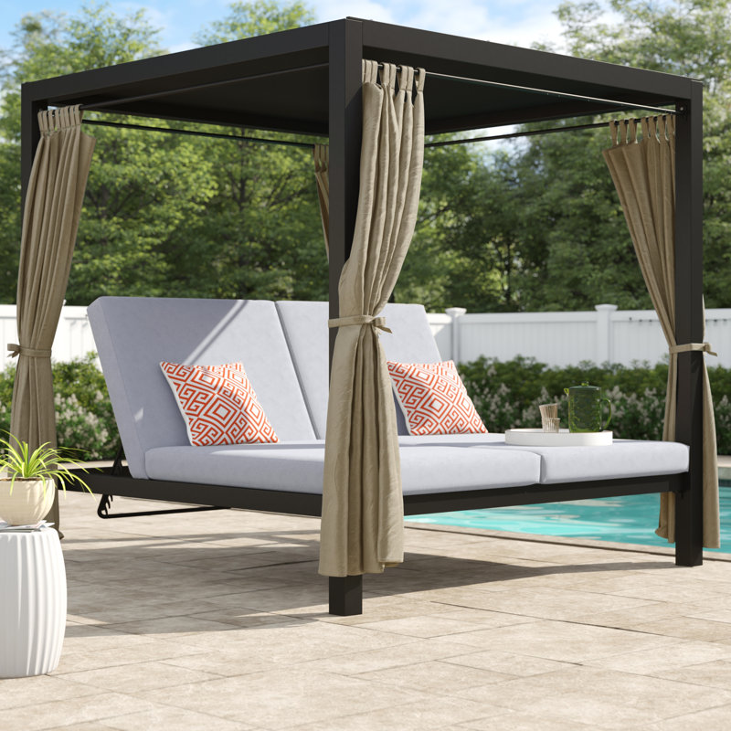 Aaron Patio Daybed with Cushion
