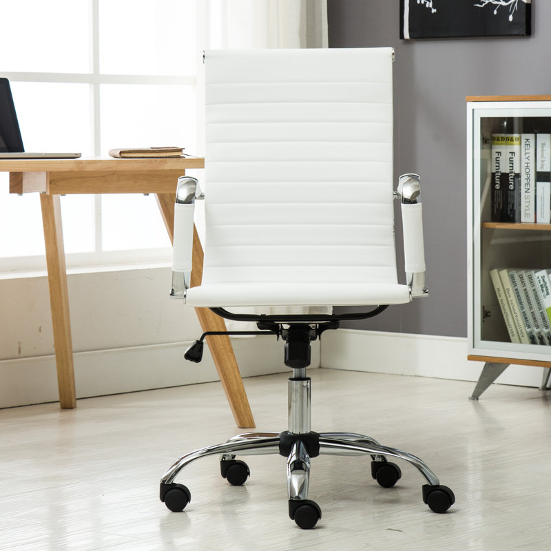 Worthington Conference Chair