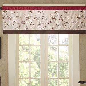 Brierwood Embroidered 50