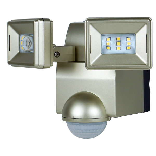 IQ America LED Dusk to Dawn Battery Operated Outdoor ... I have a dusk to dawn light that is not working.