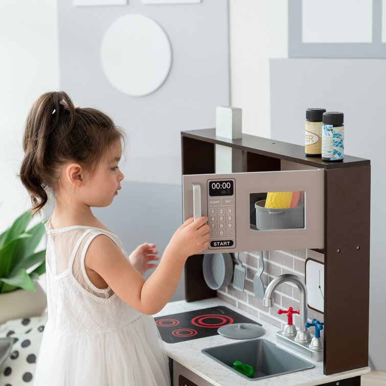 play kitchen that makes noise