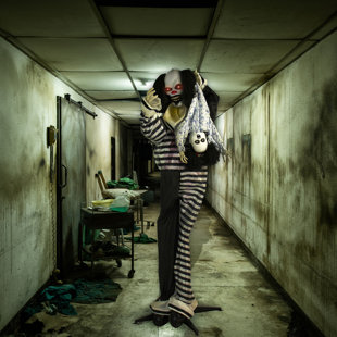 Clown Statue | Wayfair